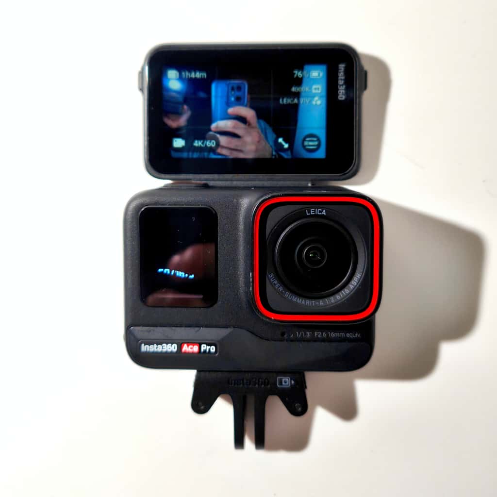 INSTA360 ACE PRO + IMPUGNATURA GALLEGGIANTE