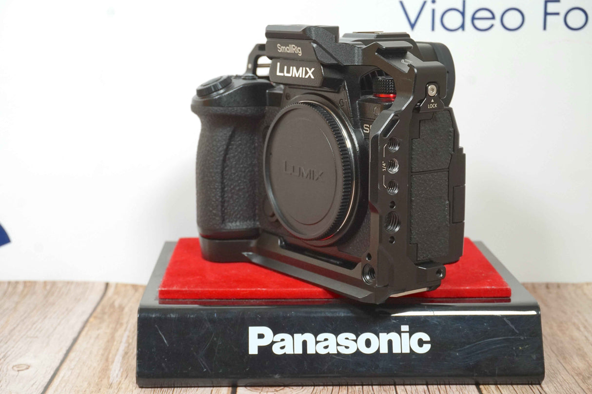 Panasonic Lumix S5 II + Cage (garanzia Fowa)