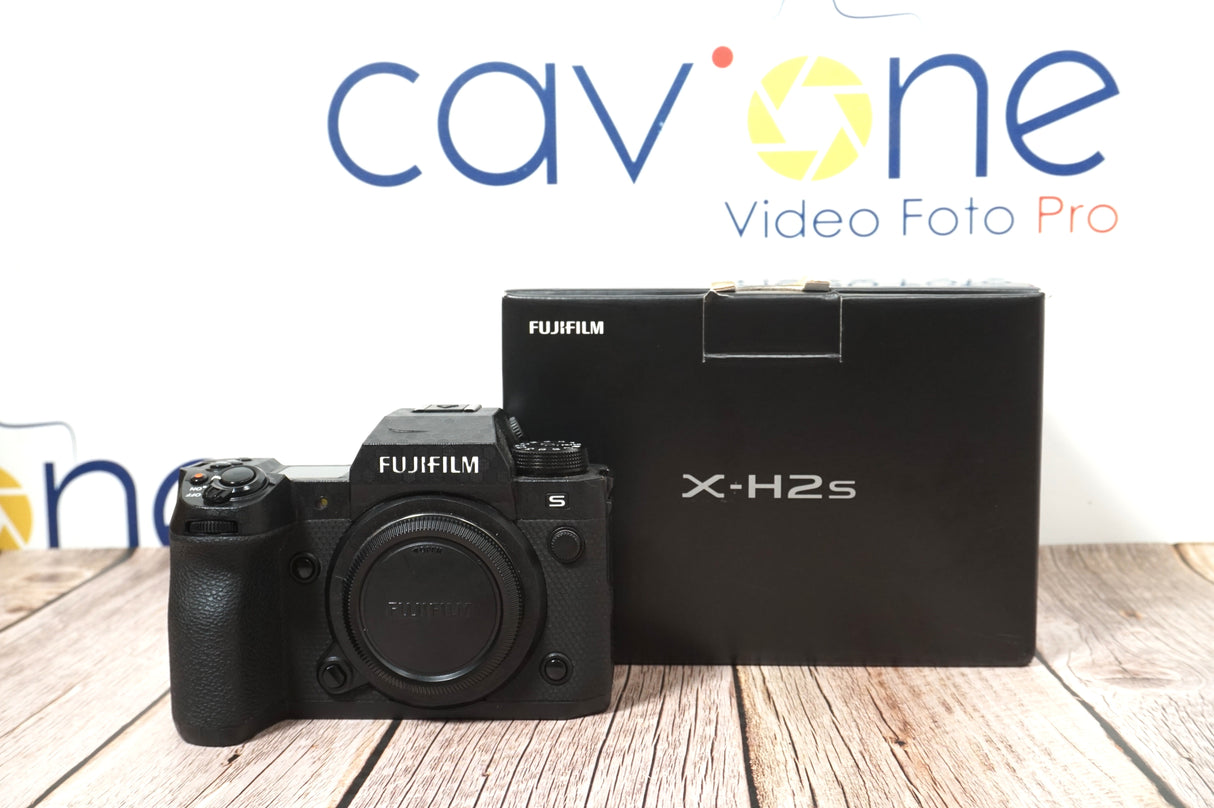 Fuji X-H2-S (18000 scatti)