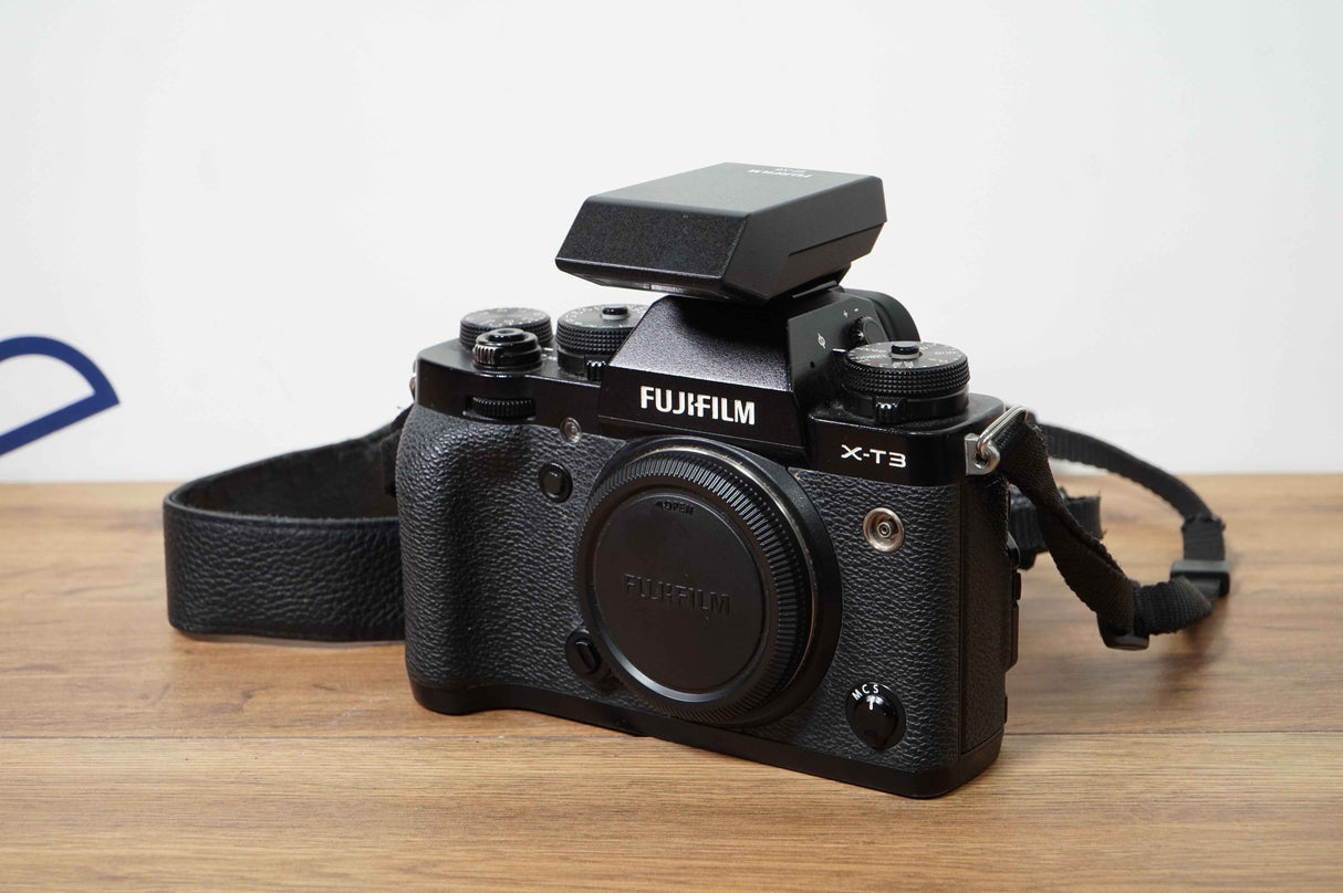 FUJIFILM X-T3 usata (3600 SCATTI)