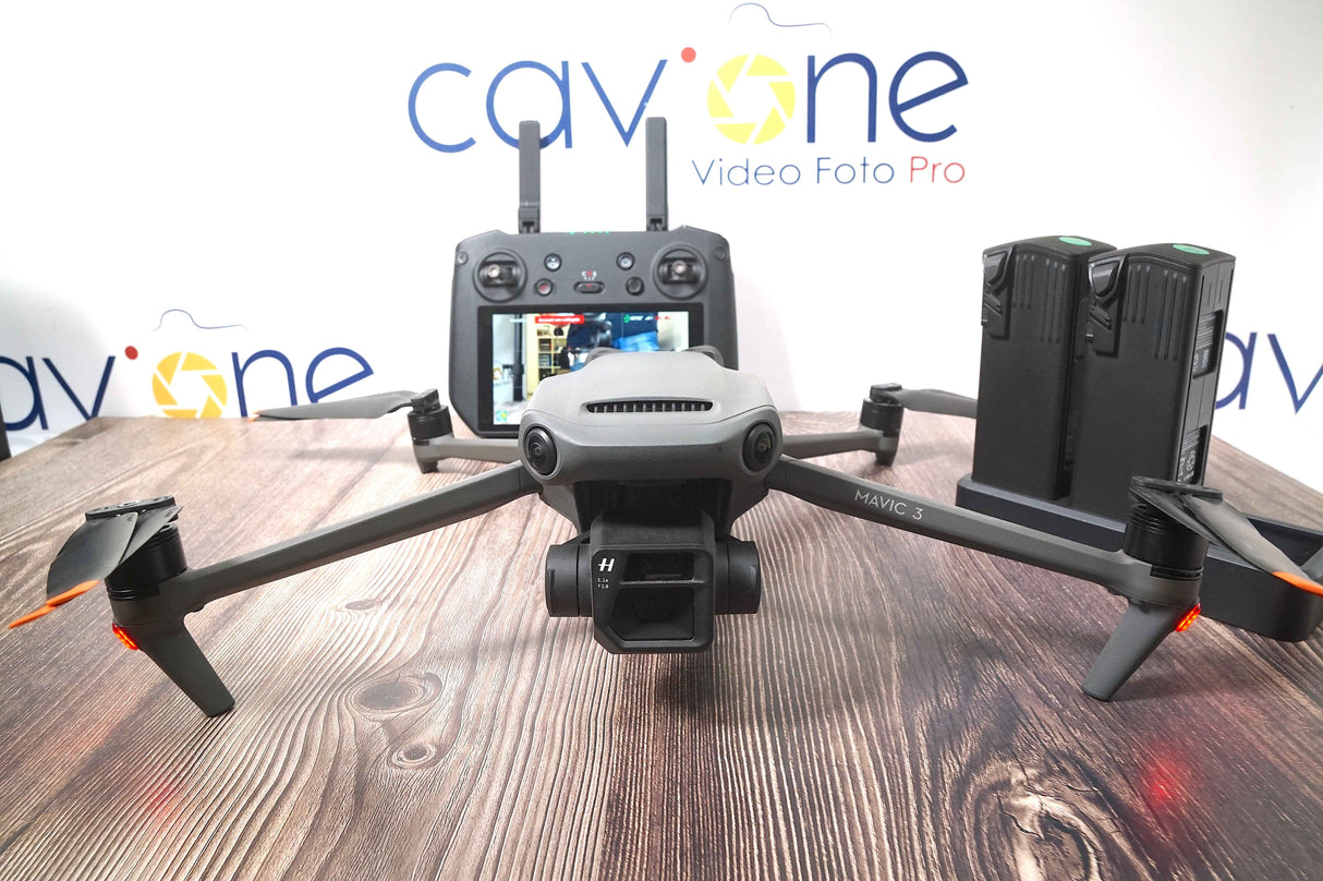 DJI Mavic 3 Fly More Combo con RC Pro (usato)