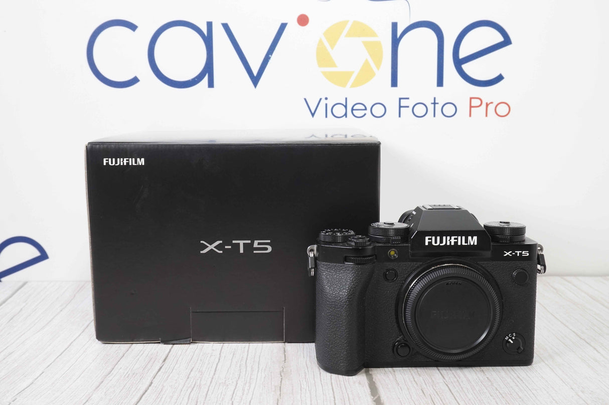 Fuji X-T5 usata (5585 scatti)