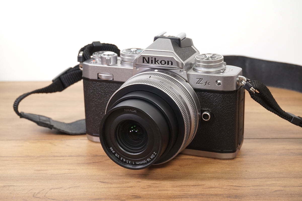 Nikon Z-FC + 16 50mm (2836 scatti)