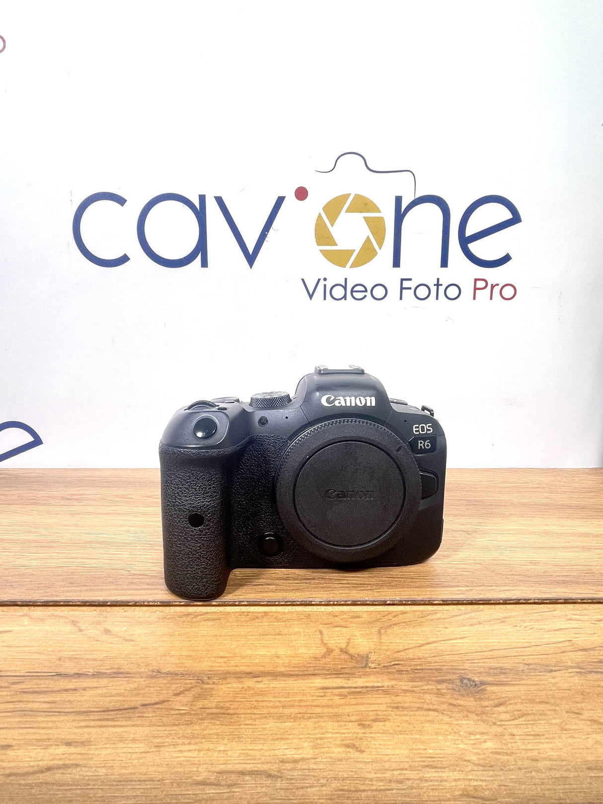 Canon EOS R6 (74900 scatti)Usata