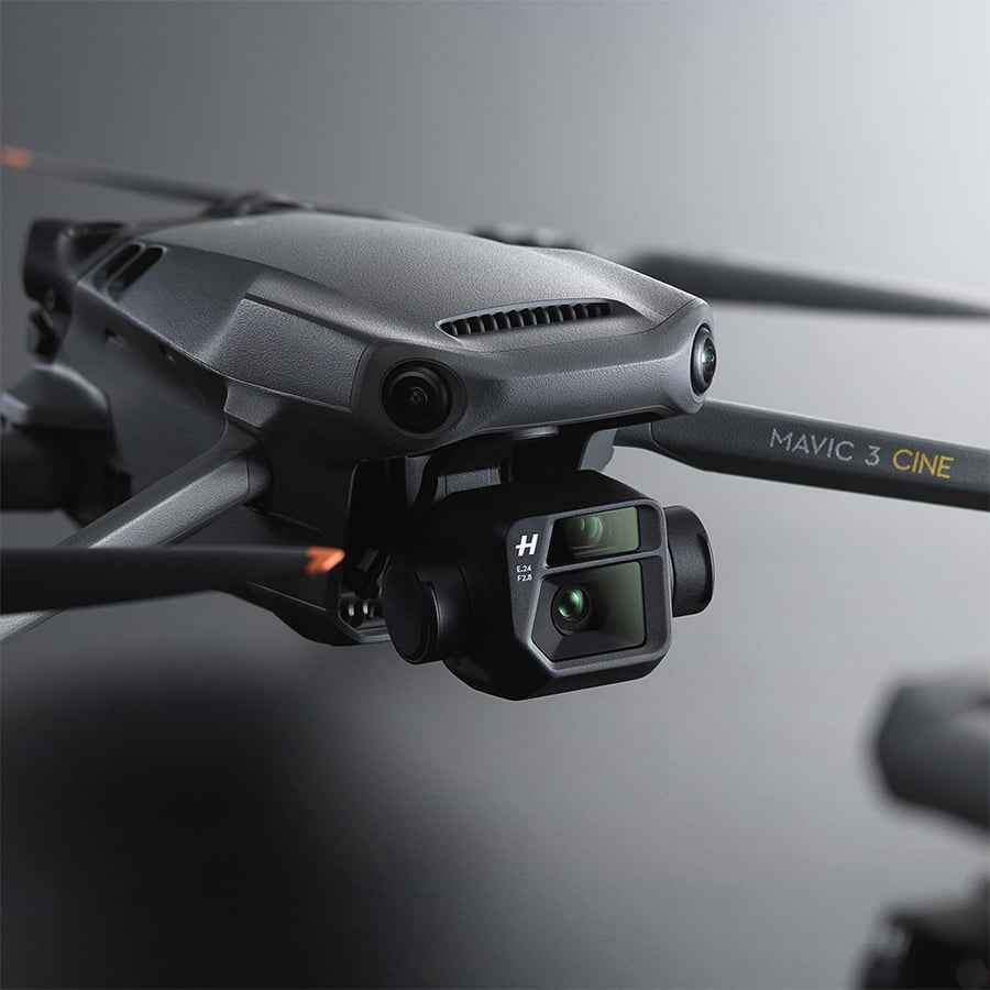 Dji Mavic 3 (Cine Combo)