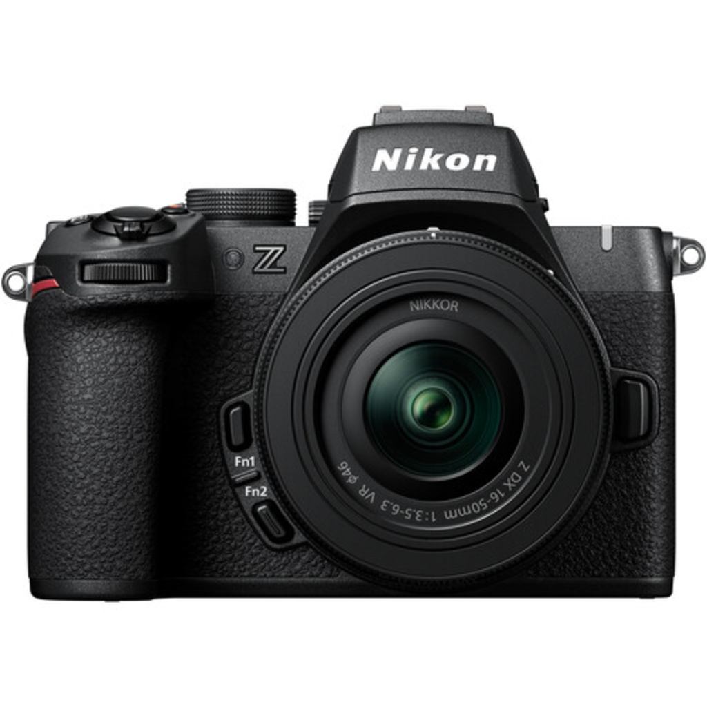 Nikon Z50II + 16/50mm F3.5-5.6 VR + SD Lexar 128GB - Garanzia 4 anni Nital - Cavone Lux Pro