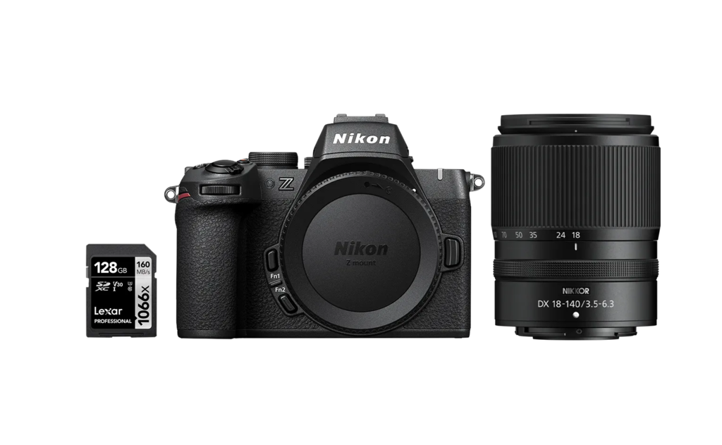 Nikon Z50II BODY + 18-140mm f/3.5-6.3 VR + SD LEXAR 128GB - Garanzia 4 anni Nital - Cavone Lux Pro