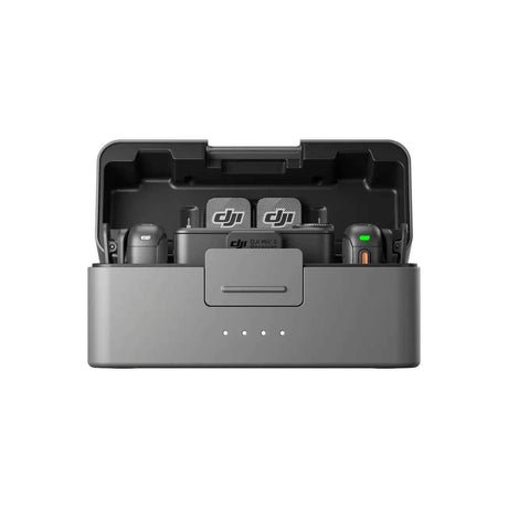 DJI Mic 3 (2 TX + 1 RX + Custodia di ricarica)