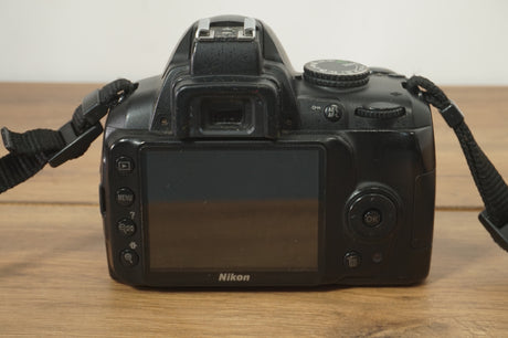 Nikon D3000+ 18 55mm (Contovendita) - Cavone Lux Pro
