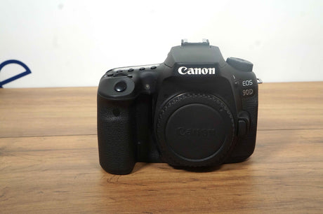 CANON EOS 90D (23000 scatti)