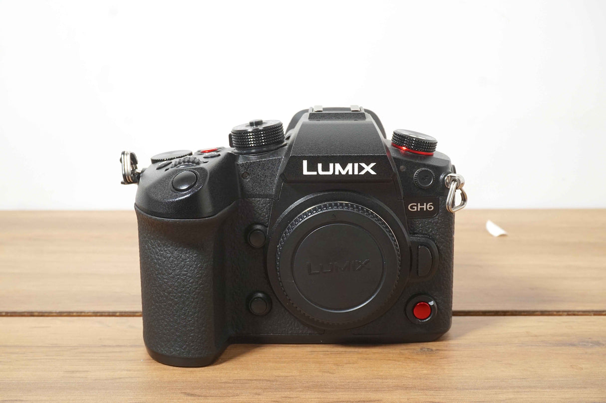 PANASONIC GH6 (6749 scatti)