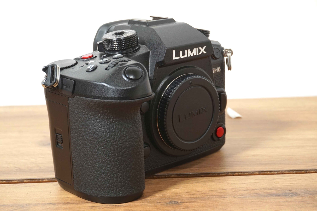 PANASONIC GH6 (6749 scatti)