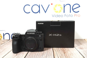 Fuji X-H2S (18000 scatti)