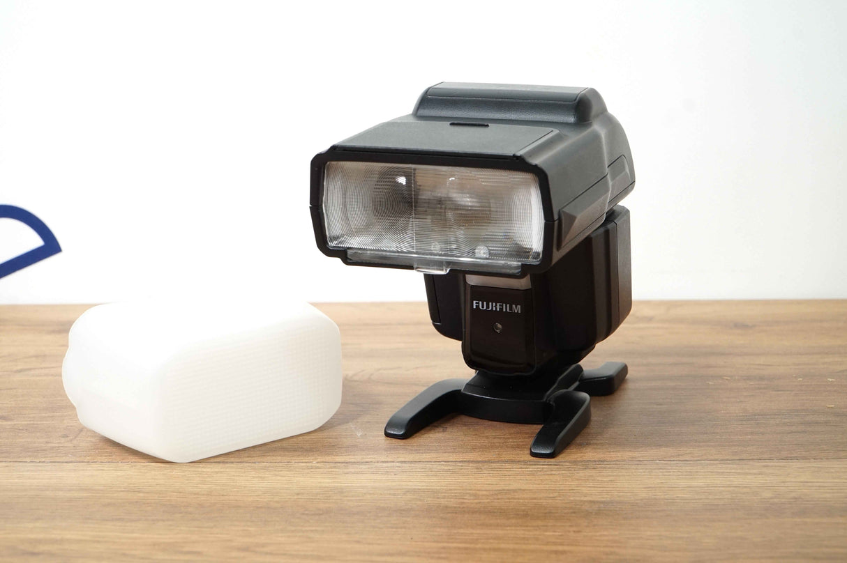 Fujifilm EF 60 usato