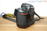 Nikon D5 USATA (382000 scatti)