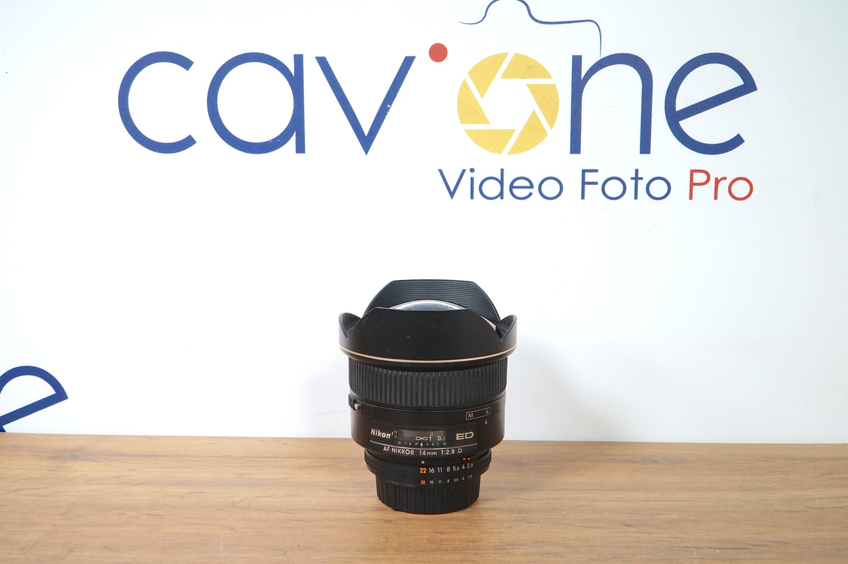 Nikon AF 14mm f/2.8 D ED usato