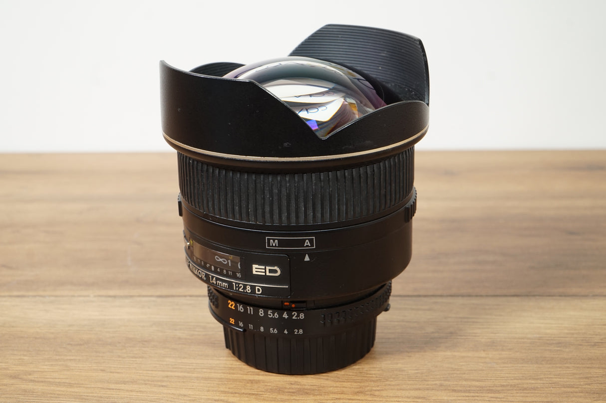 Nikon AF 14mm f/2.8 D ED usato
