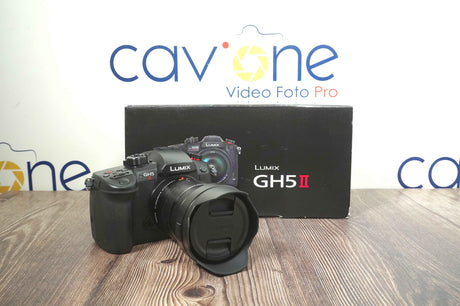 Panasonic DMC GH5 II + Panaleica 12 60mm F2.8/4 (Nuova-versione espositiva)