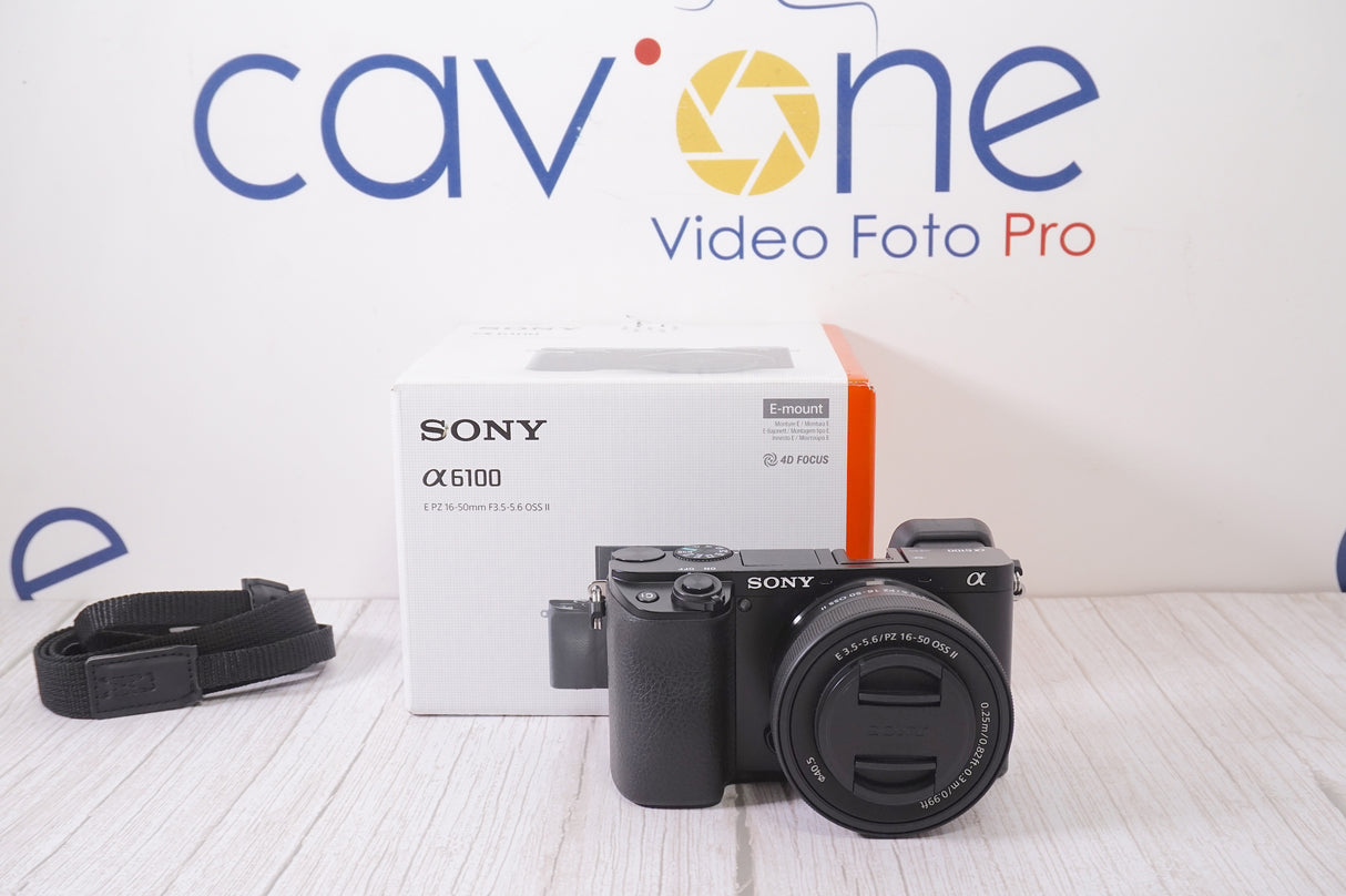 Sony A6100 kit + seconda batteria