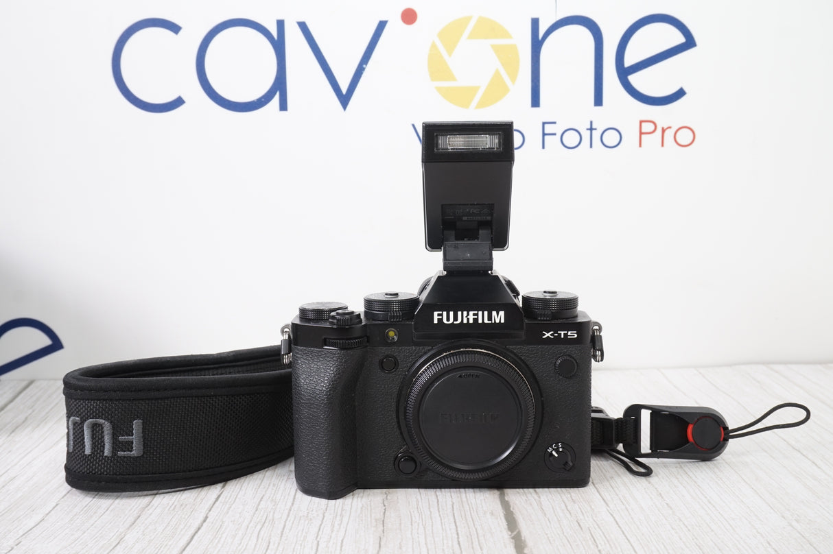 Fuji X-T5 usata (5585 scatti)