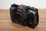 Blackmagic Pocket Cinema Camera 6K Pro + Cage SmallRig + Batteria – Pari al nuovo