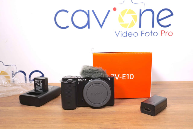 Sony ZV-E10 (460 scatti)