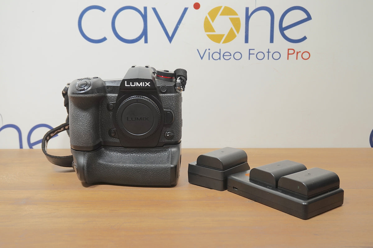 Panasonic  Lumix DC G9 + Batterygrip 15437 scatti