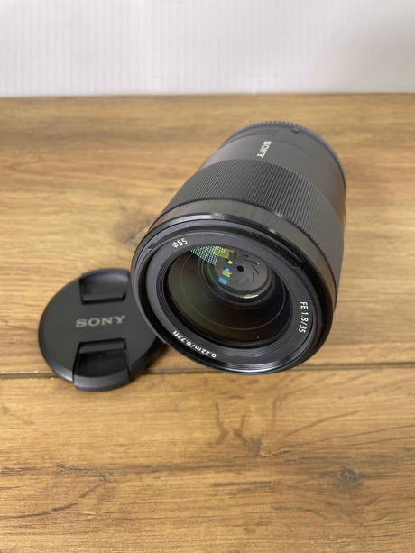 Sony FE 35mm f/1.8 USATO