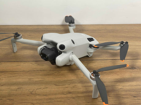 DJI MINI 4 PRO COMBO + DJI CARE FINO A MARZO 2027