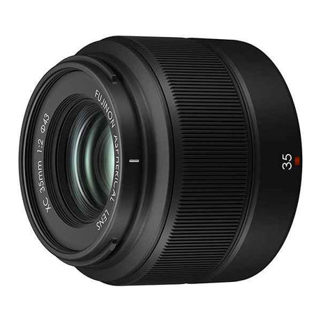 Fujifilm XF 35mm F2 R WR