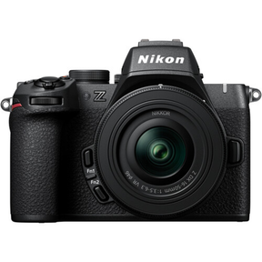 Nikon Z50II + 16/50mm F3.5-5.6 VR + SD Lexar 128GB - Garanzia 4 anni Nital - Cavone Lux Pro