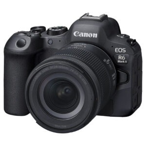 Canon EOS R6 Mark II e obiettivo RF 24-105mm F4-7.1 IS STM