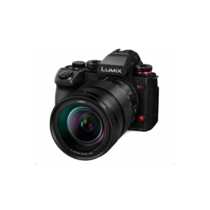 Panasonic Lumix S1 II + 24-105mm f/4 Macro O.I.S. (in preordine)