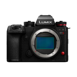 Panasonic Lumix S1 II + Lumix S 24-60mm f/2.8 (in preordine)